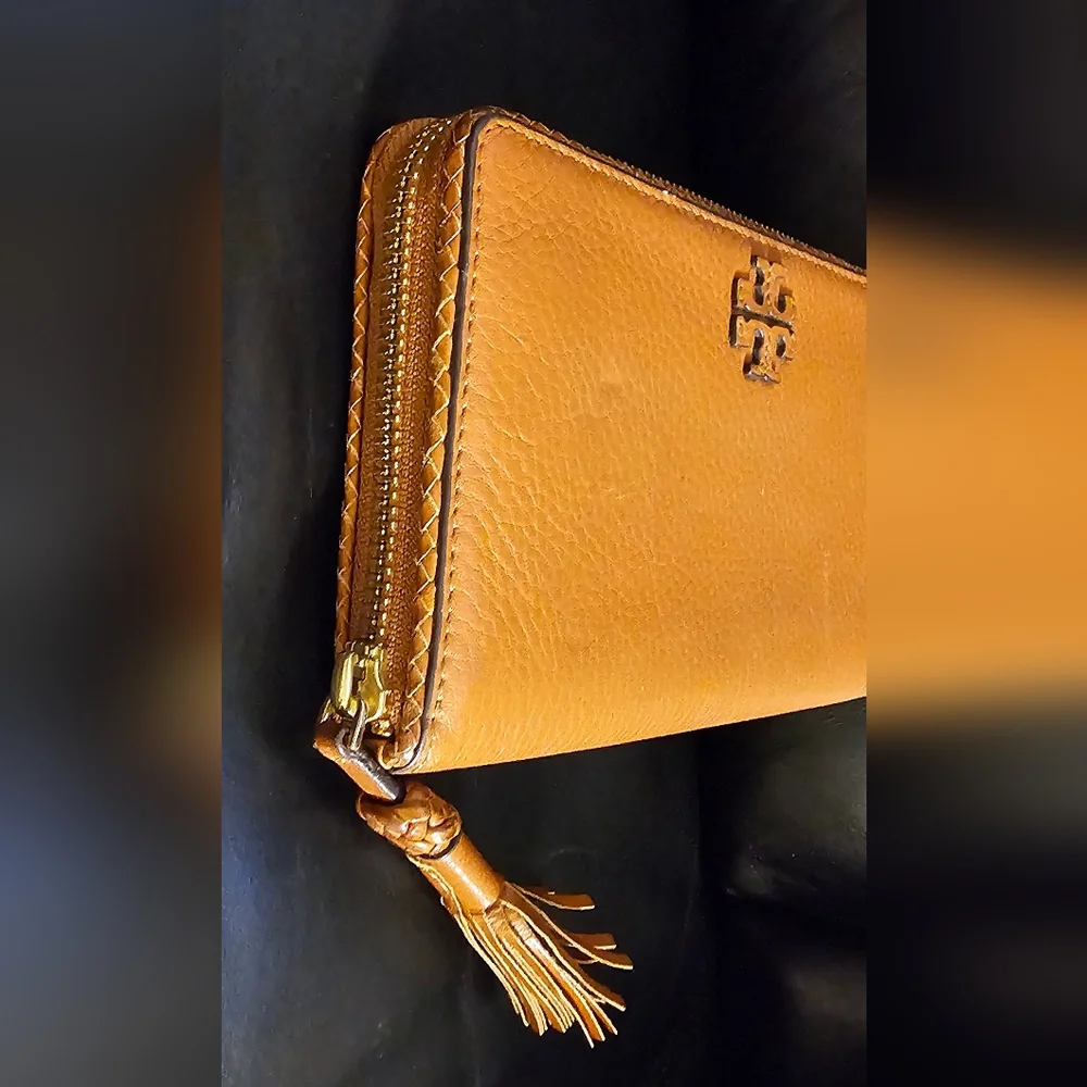 Tory Burch Tan Leather Long Wallet with Tassel EUC - Picture 4 of 16